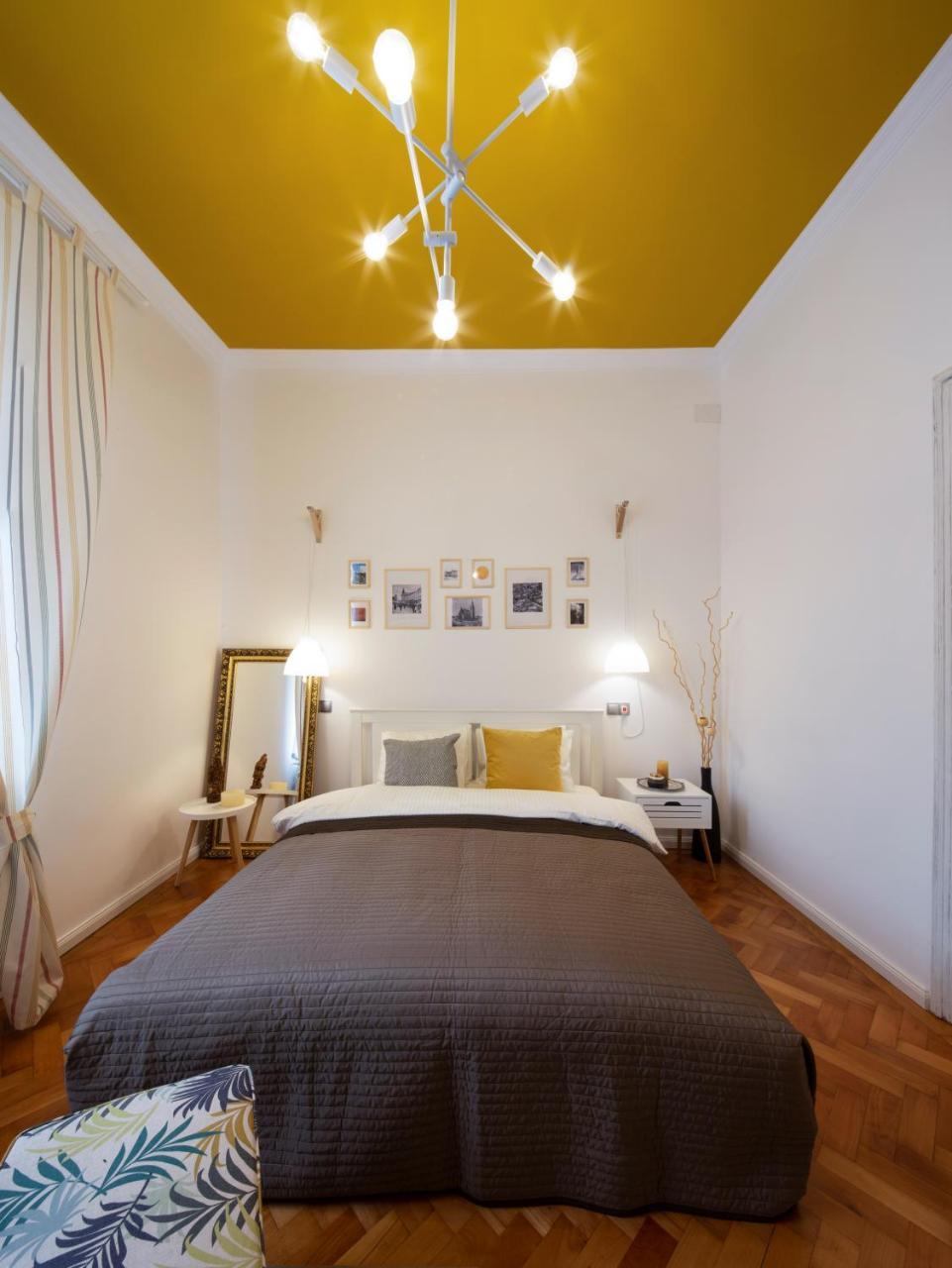 Yellow Apartment Cluj-Napoca Ngoại thất bức ảnh